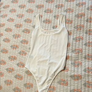 SHEIN White Ribbed Top